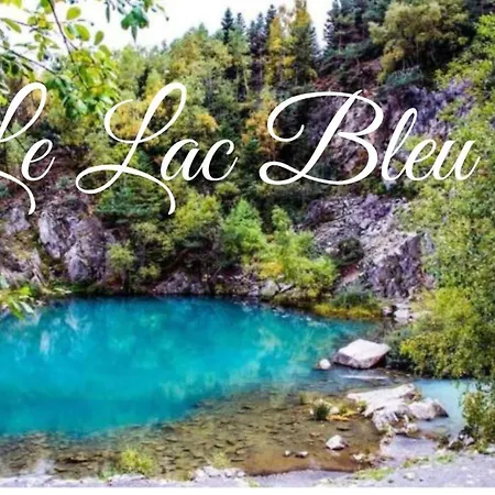 Semesterbostad Independent F2 Pool Sauna Garden Solignac-sur-Loire